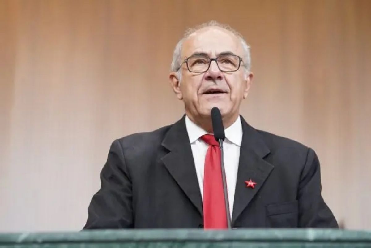 Mauro Rubem é alvo de queixa-crime por supostos ataques e acusações falsas